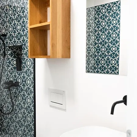 Kotic Na Hribu Pensión Dobravlje